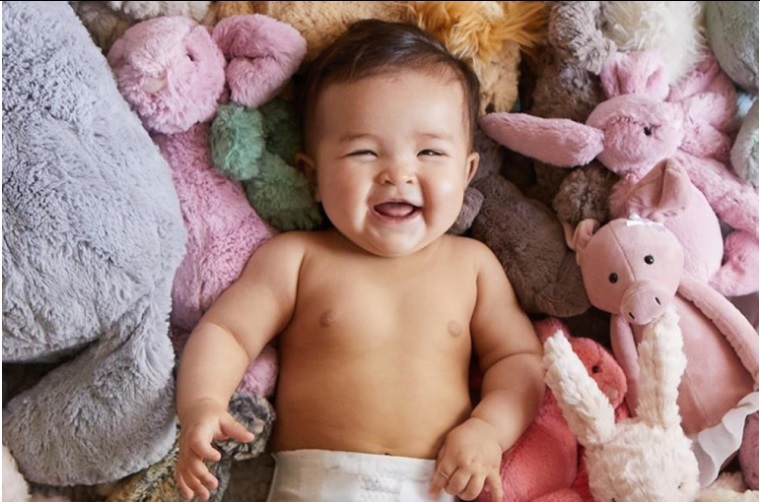 Kimberly-Clark A Year Of Diapers On Us Sweepstakes - Chance To Win Free Huggies Diapers For A Year